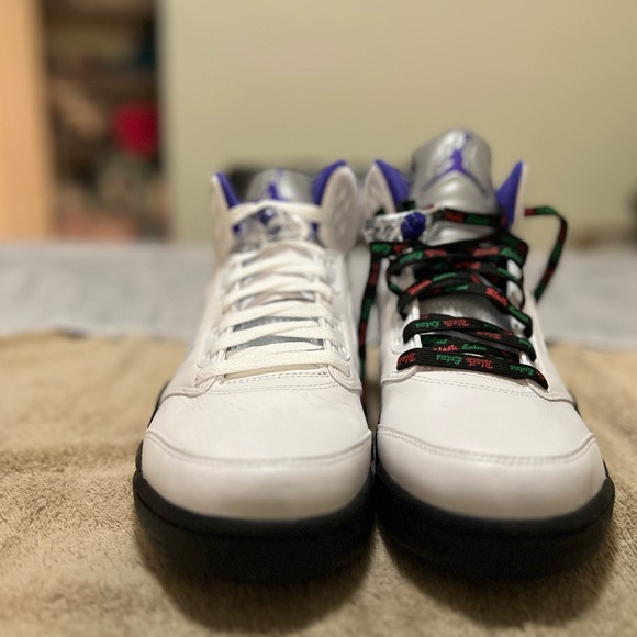 Retro 5 with black lotus laces - Picture 5 of 5